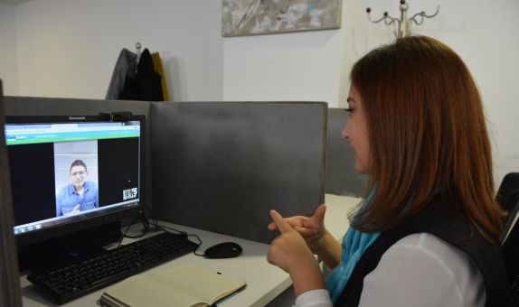 Limak Enerji "İşaret Dili" ile Hizmet Verecek Limak Enerji "İşaret Dili" ile Hizmet Verecek