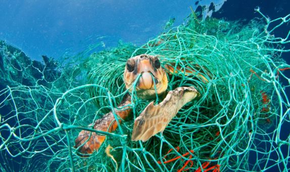 Akdeniz'e En Çok Plastik Türkiye'den Akdeniz'e En Çok Plastik Türkiye'den