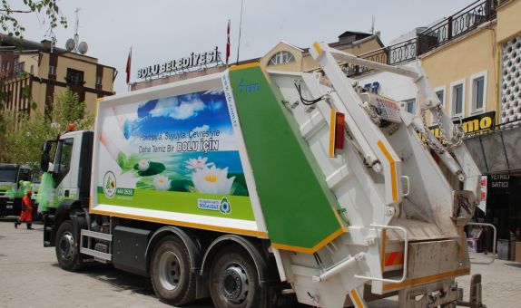 CNG'li Kamyonlar ile Çevreci Atık Toplama