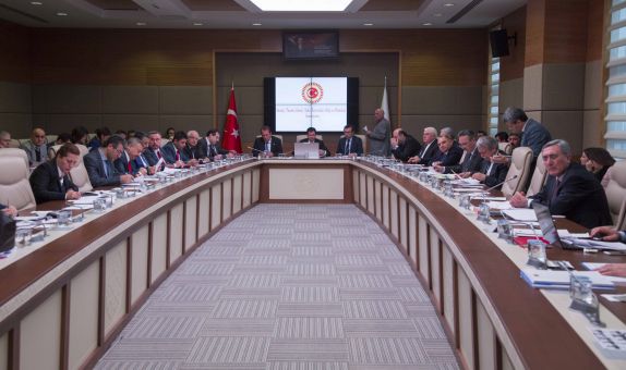 Enerji Komisyonu Ar-Ge İçin Toplandı