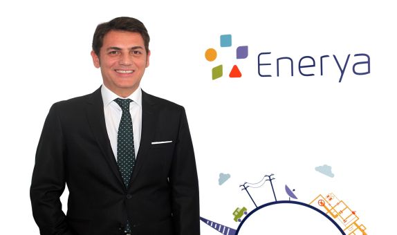 Enerya Genel Müdürü Aslan Uzun: "Yenilenebilir Enerjide Rüzgar ve Güneşe Yatırım Yapıyoruz." Enerya Genel Müdürü Aslan Uzun: "Yenilenebilir Enerjide Rüzgar ve Güneşe Yatırım Yapıyoruz."