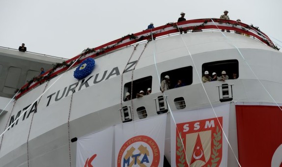 Yerli Sismik Araştırma Gemisi "TURKUAZ" Denize İndirildi Yerli Sismik Araştırma Gemisi "TURKUAZ" Denize İndirildi