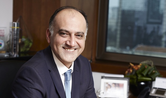 Akenerji Genel Müdürü Serhan Gençer: "Escosolar ile Karşılıklı Kazanca Dayalı İş Birlikleri Hedefliyoruz"