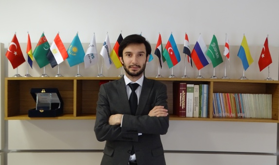 Zorunluluğun Rengi Yeşil Olmalı Zorunluluğun Rengi Yeşil Olmalı