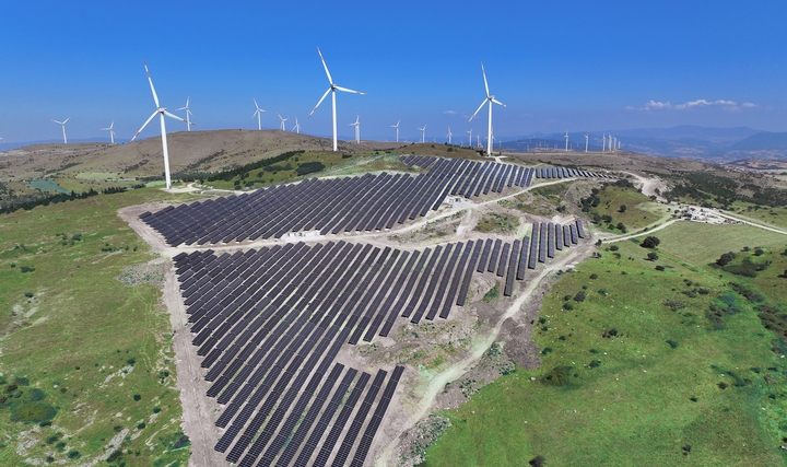 Balıkesir Rüzgar Enerji Santrali'nde Hibrit GES 11,88 MW Kurulu Gücü ile Üretime Başladı Balıkesir Rüzgar Enerji Santrali'nde Hibrit GES 11,88 MW Kurulu Gücü ile Üretime Başladı