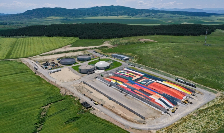 2 MW Biyogaz Tesisi Yaklaşık 4.000 Haneye Enerji Sağlıyor 2 MW Biyogaz Tesisi Yaklaşık 4.000 Haneye Enerji Sağlıyor