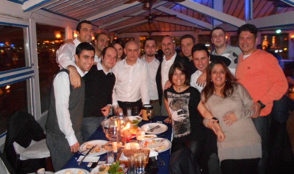 FORM Çalışanları Yılbaşı Yemeğinde Buluştu