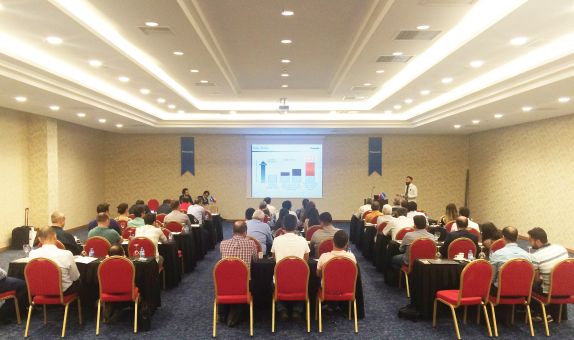Panasonic'ten Güneş Enerjisi Yatırımcılarına Seminer Panasonic'ten Güneş Enerjisi Yatırımcılarına Seminer