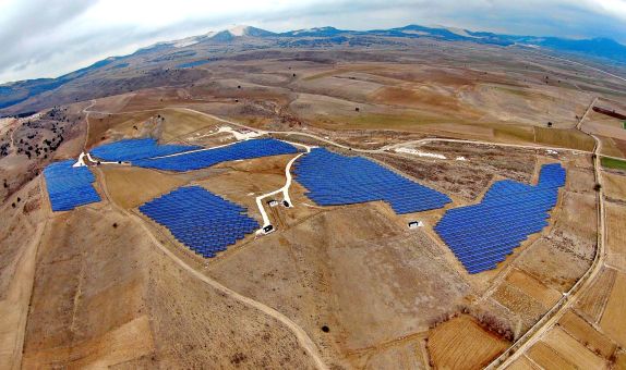 Tekno Ray Solar'dan Fuarında Dev Anlaşma Tekno Ray Solar'dan Fuarında Dev Anlaşma