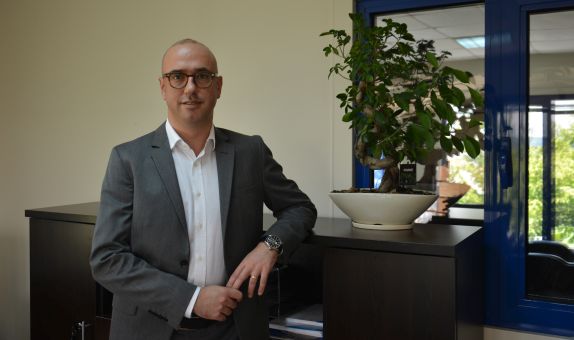 'LAYHER'İN ENERJİ SEKTÖRÜNE YATIRIMLARI DEVAM EDECEK' 'LAYHER'İN ENERJİ SEKTÖRÜNE YATIRIMLARI DEVAM EDECEK'