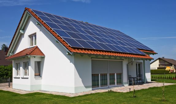 Türkiye İMSAD Yönetim Kurulu Başkanı Tayfun Küçükoğlu: 'Enerji Üreten Evler Yapabilecek İmkanlara Sahibiz'