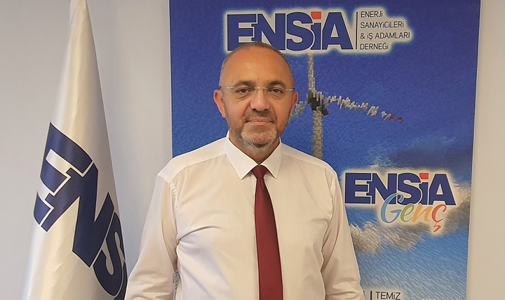 "Sadece Güneşte İki Türkiye'nin Enerjisi Var"