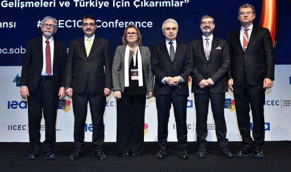 10. IICEC Konferansı, Enerji Dünyasını Buluşturdu 10. IICEC Konferansı, Enerji Dünyasını Buluşturdu