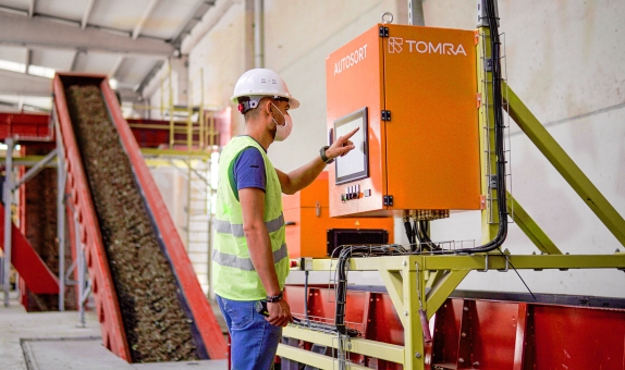 Afyonkarahisar'da Evsel Atıklar TOMRA Teknolojisi ile Yakıta Dönüşüyor