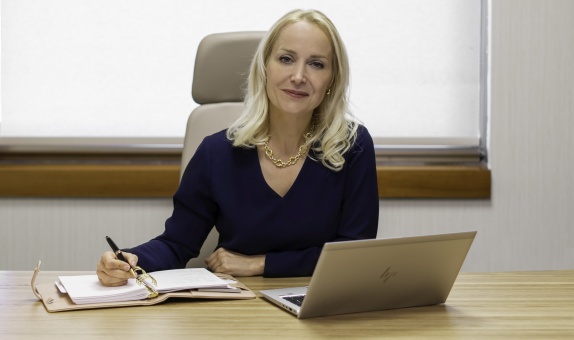 Akenerji, Kadın Enerjisi projesi için 'Kampüste'