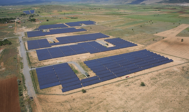 Akfen Yenilenebilir Enerji iki Aşamalı Yatırım Planını Kamuoyu ile Paylaştı Akfen Yenilenebilir Enerji iki Aşamalı Yatırım Planını Kamuoyu ile Paylaştı