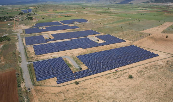 Akfen Yenilenebilir Enerji'den 66 MW Gücünde Üç Hibrit Güneş Santrali Yatırımı Anlaşması Akfen Yenilenebilir Enerji'den 66 MW Gücünde Üç Hibrit Güneş Santrali Yatırımı Anlaşması