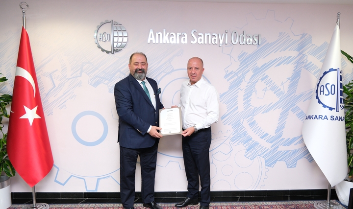 Ankara Sanayi Odası'na Yeşil Enerji Sertifikası Ankara Sanayi Odası'na Yeşil Enerji Sertifikası