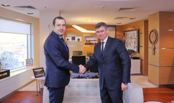 Avukatlara İndirimli Elektrik