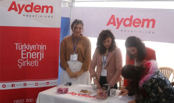 Aydem 'İş'te Buluşma Noktasında' Kariyer Fırsatları Sundu Aydem 'İş'te Buluşma Noktasında' Kariyer Fırsatları Sundu
