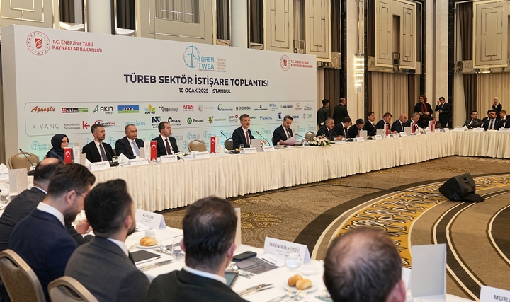 Bakan Bayraktar TÜREB İstişare Toplantısı'nda Sektör Temsilcileri İle Bir Araya Geldi Bakan Bayraktar TÜREB İstişare Toplantısı'nda Sektör Temsilcileri İle Bir Araya Geldi