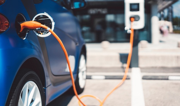 Bataryalı Elektrikli Araç Satışları %70 Arttı Bataryalı Elektrikli Araç Satışları %70 Arttı