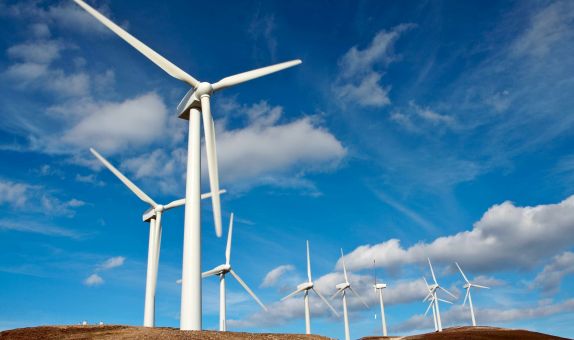 Bir Rüzgar Türbini 10 Milyon Euroluk Ekonomik Faaliyet Alanı Oluşturuyor