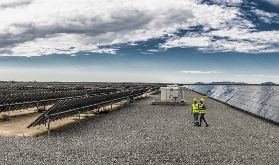 Borusan Cat Yenilenebilir Enerji Hizmetlerini Solar Sistemlerle Genişletiyor