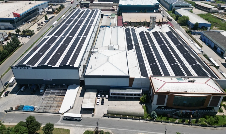 Çatı GES Projesiyle Enerji Maliyetlerini Azaltan Firma, Ürünlerde İndirime Gidiyor Çatı GES Projesiyle Enerji Maliyetlerini Azaltan Firma, Ürünlerde İndirime Gidiyor