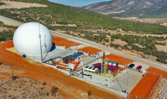 Denizli Büyükşehir Belediyesi'nin Çevre Dostu Enerji Yatırımları Sürüyor