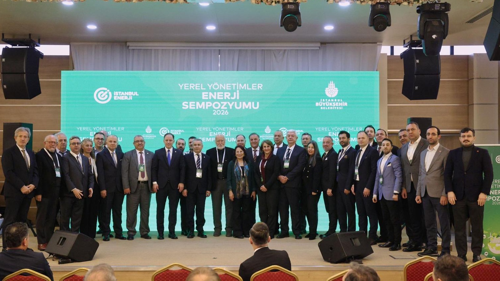 Dr. Yüksel Yalçın, "Her çatı bir gün GES olacak" Dr. Yüksel Yalçın, "Her çatı bir gün GES olacak"