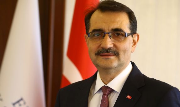 Enerji Bakanı Dönmez Koronavirüse Karşı Önerilerde Bulundu Enerji Bakanı Dönmez Koronavirüse Karşı Önerilerde Bulundu