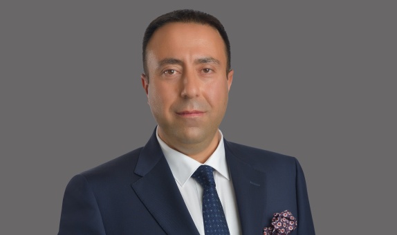 Enerjisa Dağıtım Şirketlerinin Yeni Genel Müdürü Oğuzhan Özsürekci Enerjisa Dağıtım Şirketlerinin Yeni Genel Müdürü Oğuzhan Özsürekci