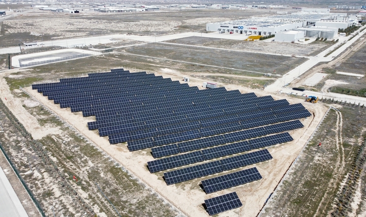 Enerjisa Enerji, Brisa'nın Aksaray Fabrikası'ndaki Güneş Enerjisi Santralini Büyüttü Enerjisa Enerji, Brisa'nın Aksaray Fabrikası'ndaki Güneş Enerjisi Santralini Büyüttü