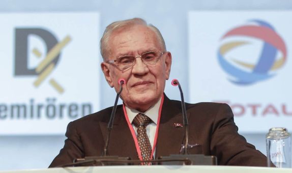 Erdoğan Demirören Hayatını Kaybetti