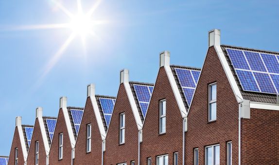 GÜNDER  Güneş Enerjisi Çatı ve Cephe Sistemleri Eğitimi Düzenleyecek