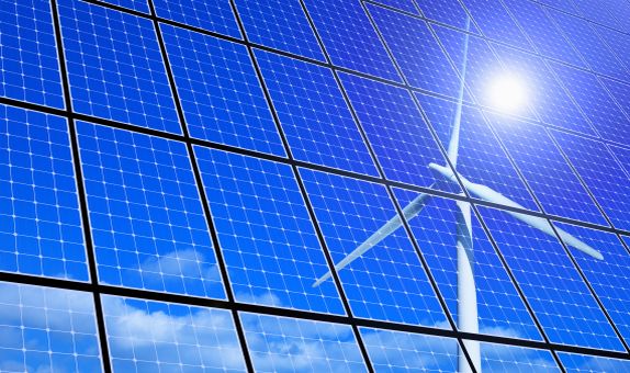 Güneş ve Rüzgar Elektrik Üretiminde Hakim Konuma Geliyor