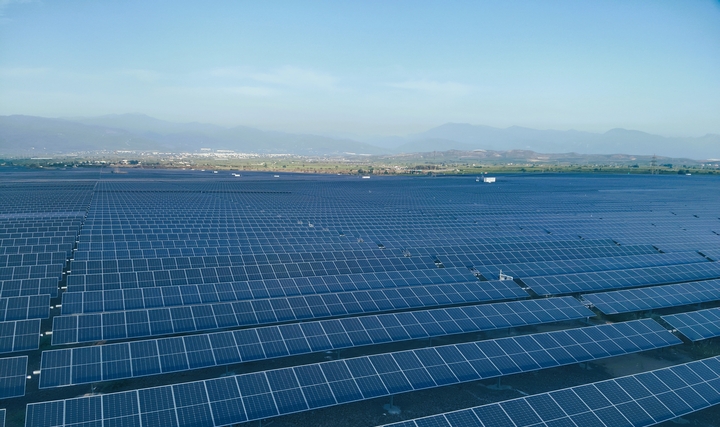 IC Enterra Yenilenebilir Enerji'nin İlk Yarıda Üretimi Arttı, Geliri 2,4 Milyar TL'ye Ulaştı