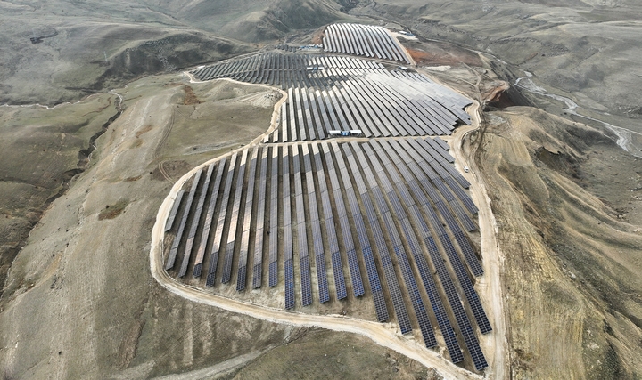 İş Bankası Öz Tüketim Amaçlı İlk Güneş Enerji Santrali Yatırımını Devreye Aldı İş Bankası Öz Tüketim Amaçlı İlk Güneş Enerji Santrali Yatırımını Devreye Aldı