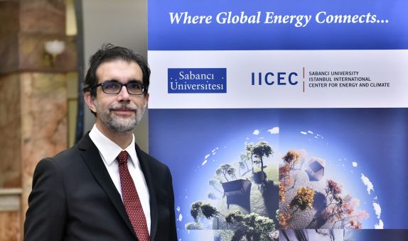 İstanbul Uluslararası Enerji ve İklim Merkezi'nin (IICEC) Yeni Direktörü Belli Oldu İstanbul Uluslararası Enerji ve İklim Merkezi'nin (IICEC) Yeni Direktörü Belli Oldu