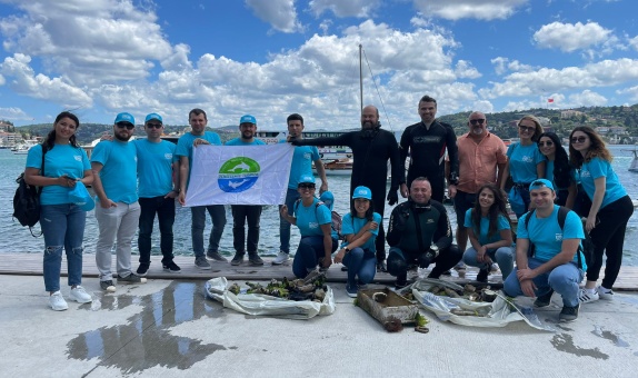 İzocam, Atıkların Denize Ulaşmasına 'Dur' Dedi