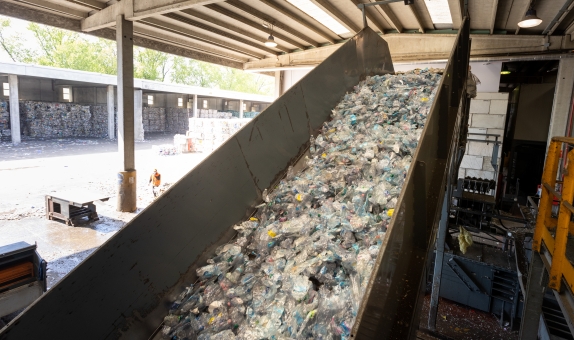 MASOTINA ve TOMRA Geri Dönüşüm: Hedefe Yönelik Plastik Ayıklama, Geri Dönüşüm Hacmini ve Saflığı Artırıyor