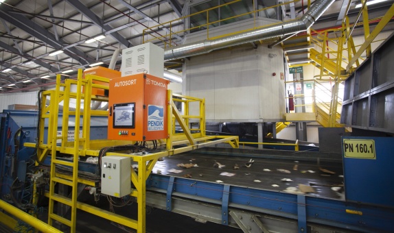 Pendik Belediyesi, Tomra ile Ambalalj Atığı Ayıklama Operasyonlarını Sürdürüyor