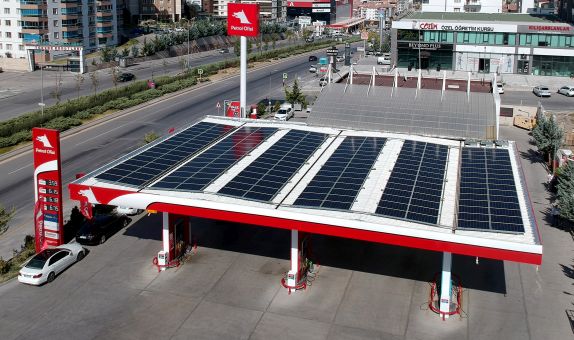Petrol Ofisi'nde Güneş Enerjili İstasyon Sayısı Artıyor
