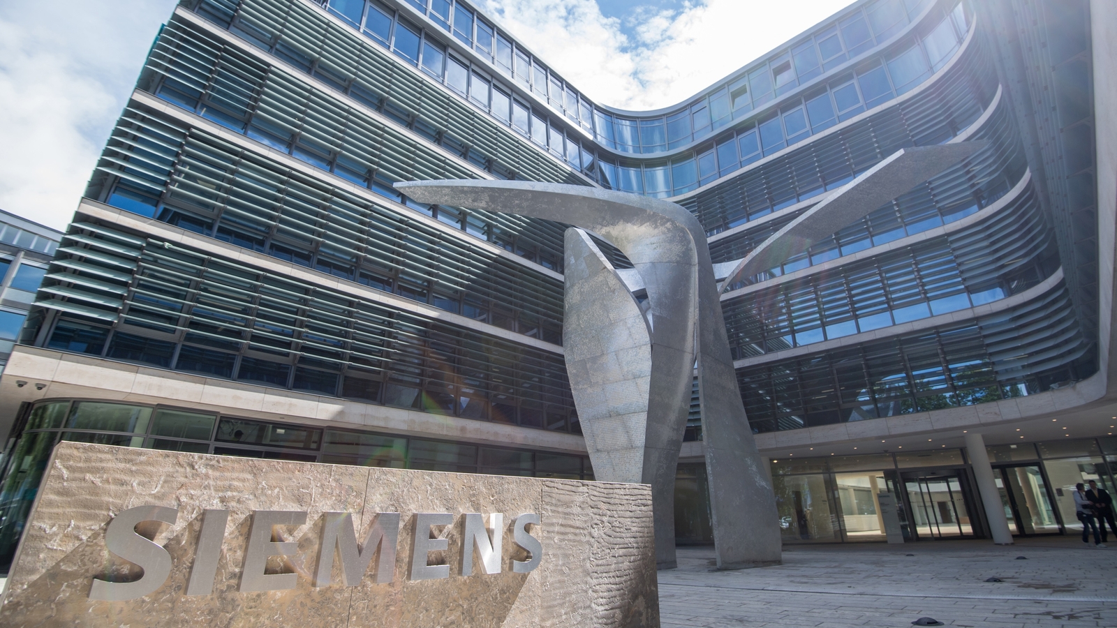 Siemens ve Rittal Veri Merkezi Enerji Altyapısı için Stratejik Ortaklık Kurdu
