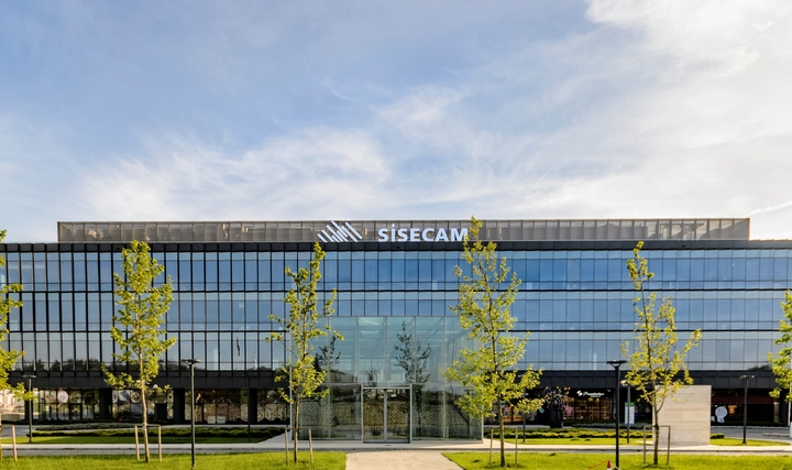 Şişecam Elektrikli Araçlara Özel Cam Üretecek Şişecam Elektrikli Araçlara Özel Cam Üretecek