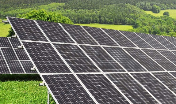 Şişecam, Enerji Camı Üretimi için 228 Milyon Euro'luk Yatırım Yapacak