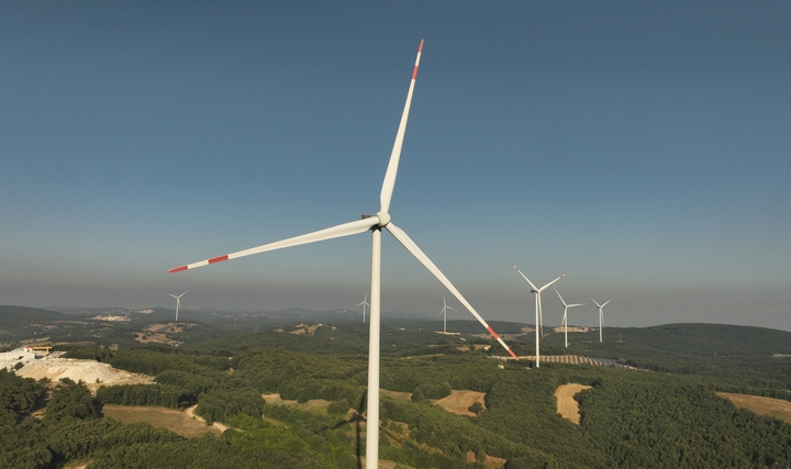Sustainalytics, Galata Wind'in ÇSY Risk Derecelendirme Notunu 15,2 Olarak Açıkladı Sustainalytics, Galata Wind'in ÇSY Risk Derecelendirme Notunu 15,2 Olarak Açıkladı