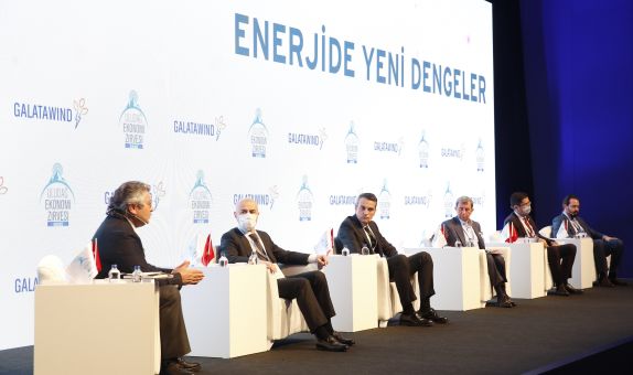 Uludağ Ekonomi Zirvesi'nde Enerjide Yeni Dengeler Masaya Yatırıldı
