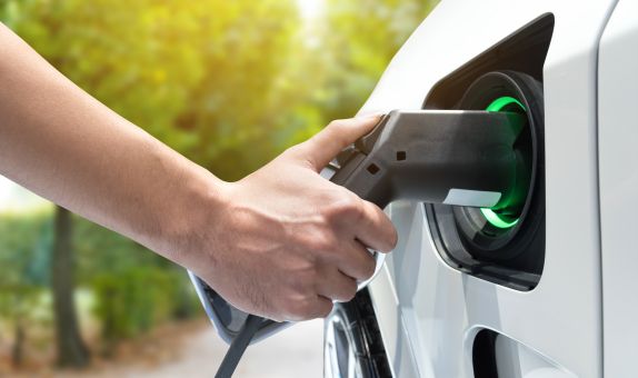 ZES'in Elektrikli Şarj İstasyon Sayısı 100'e ulaştı